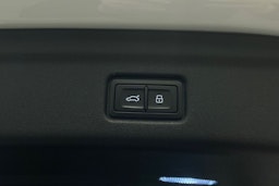 met. valkoinen Audi Q6 e-tron 2025 kuva 20.