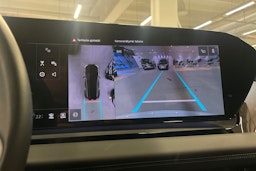 met. valkoinen Audi Q6 e-tron 2025 kuva 23.