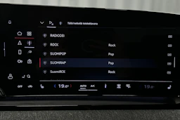 musta Audi Q6 e-tron 2025 kuva 20.