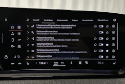 musta Audi Q6 e-tron 2025 kuva 24.