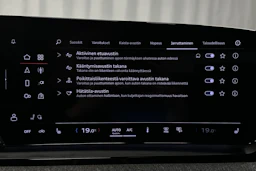 musta Audi Q6 e-tron 2025 kuva 27.
