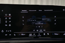 musta Audi Q6 e-tron 2025 kuva 30.