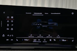musta Audi Q6 e-tron 2025 kuva 31.