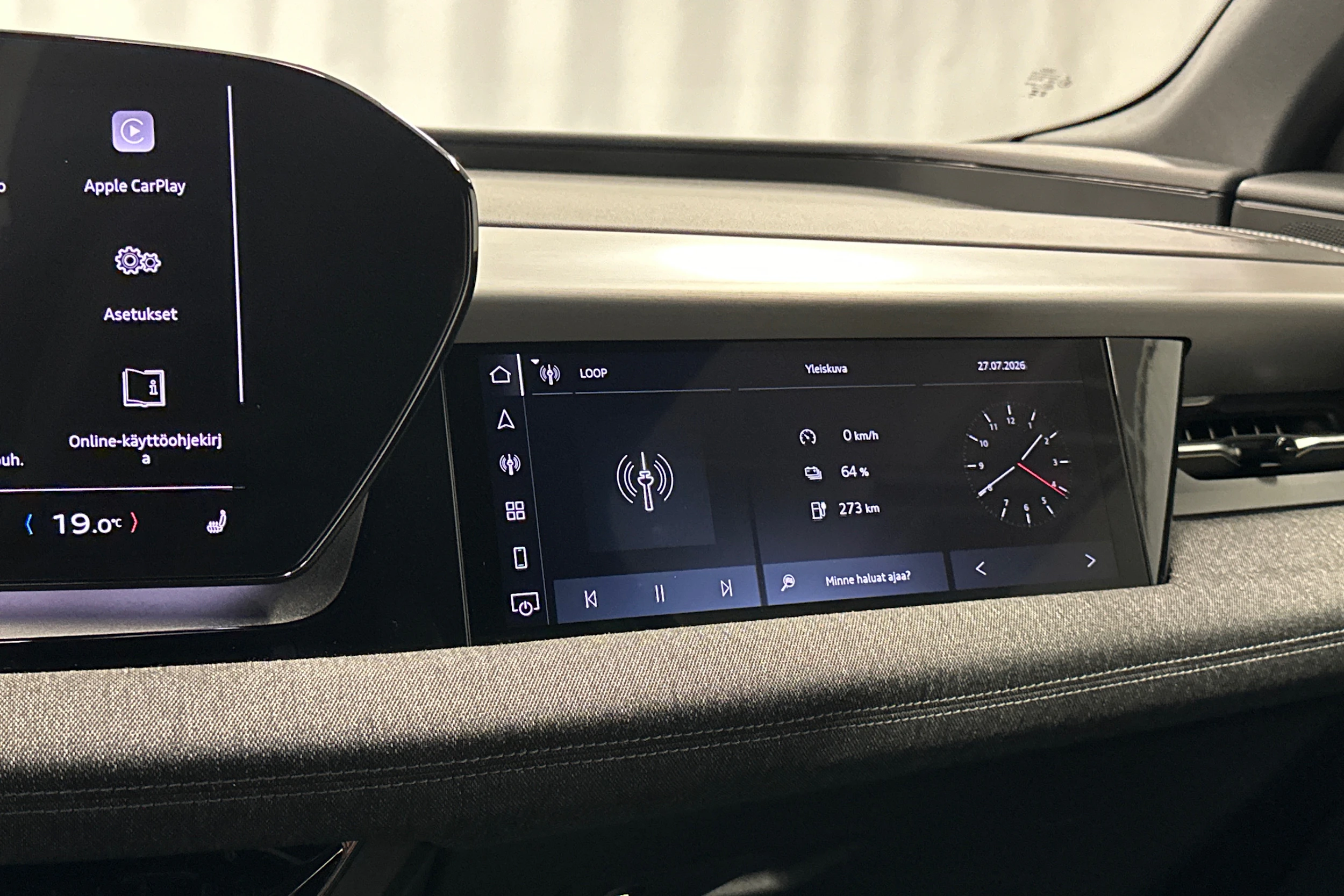 musta Audi Q6 e-tron 2025 kuva 35.
