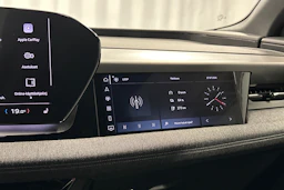 musta Audi Q6 e-tron 2025 kuva 35.