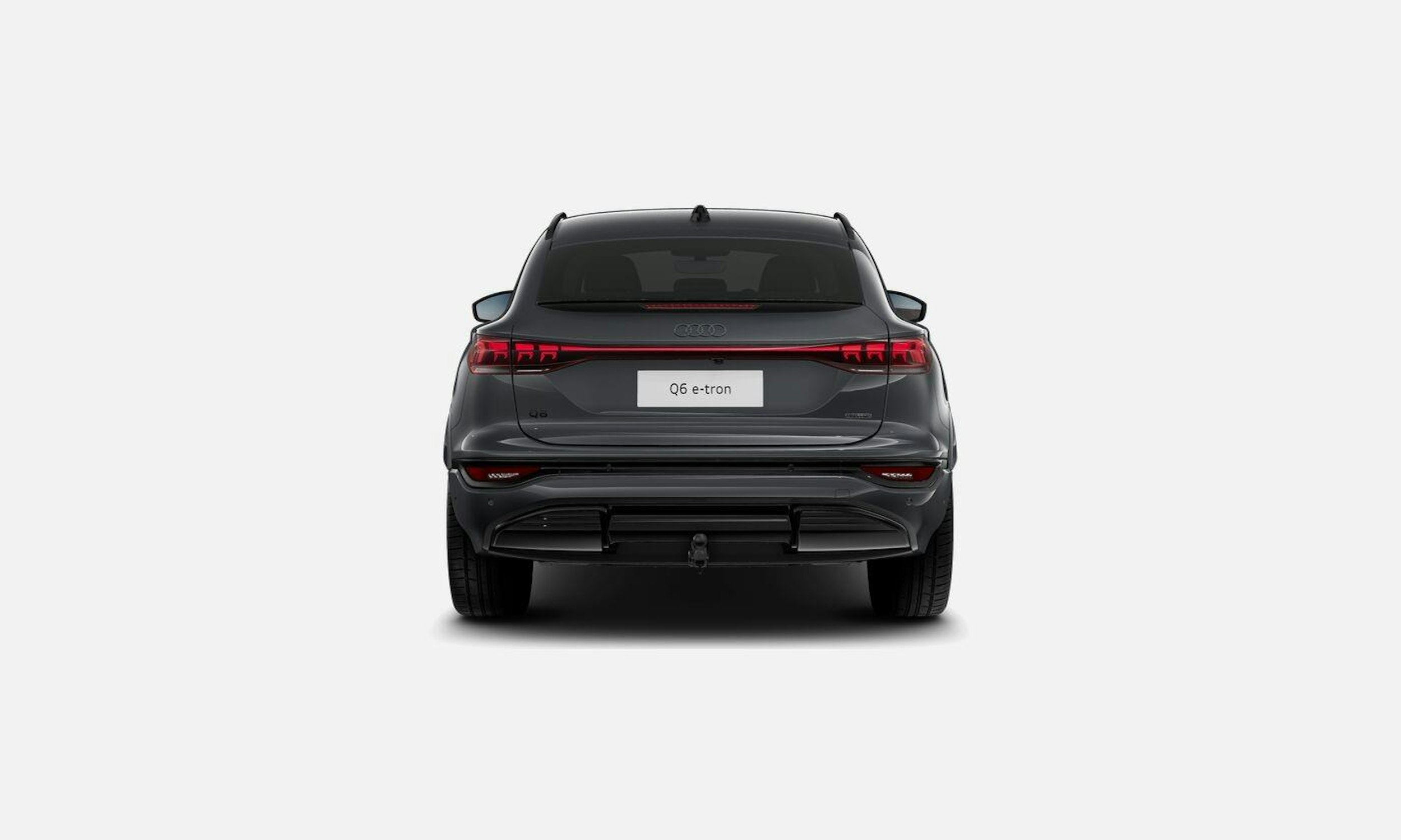 magnet harmaa Audi Q6 e-tron 2025 kuva 7.