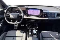 harmaa Audi Q6 e-tron 2025 kuva 7.
