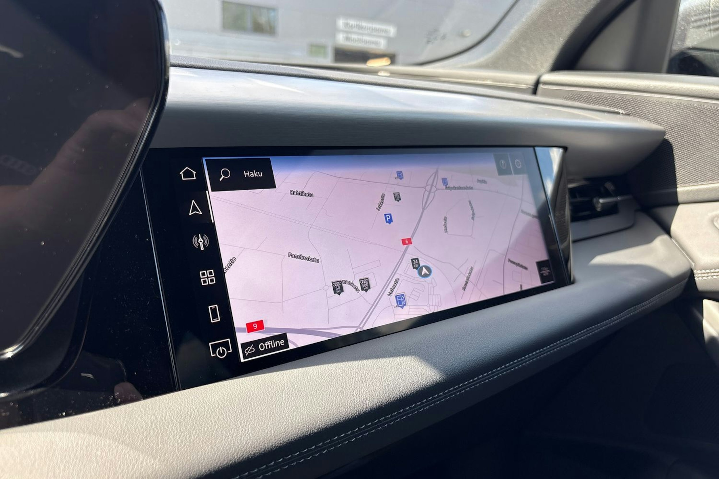 harmaa Audi Q6 e-tron 2025 kuva 15.