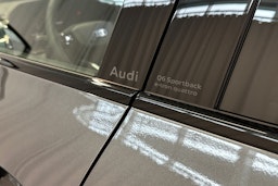 daytonan harmaa Audi Q6 e-tron 2025 kuva 19.