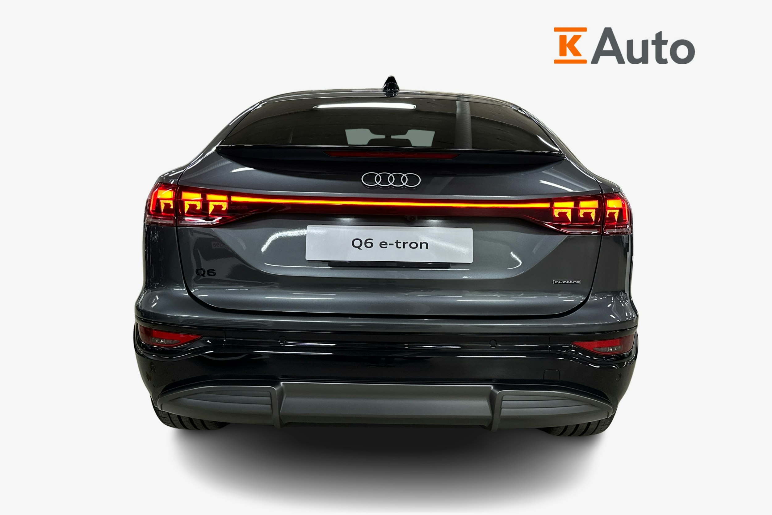 met. harmaa Audi Q6 e-tron 2025 kuva 3.