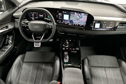 met. harmaa Audi Q6 e-tron 2025 kuva 7.