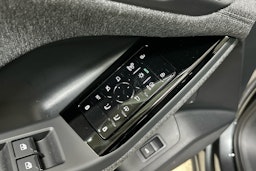 met. harmaa Audi Q6 e-tron 2025 kuva 20.