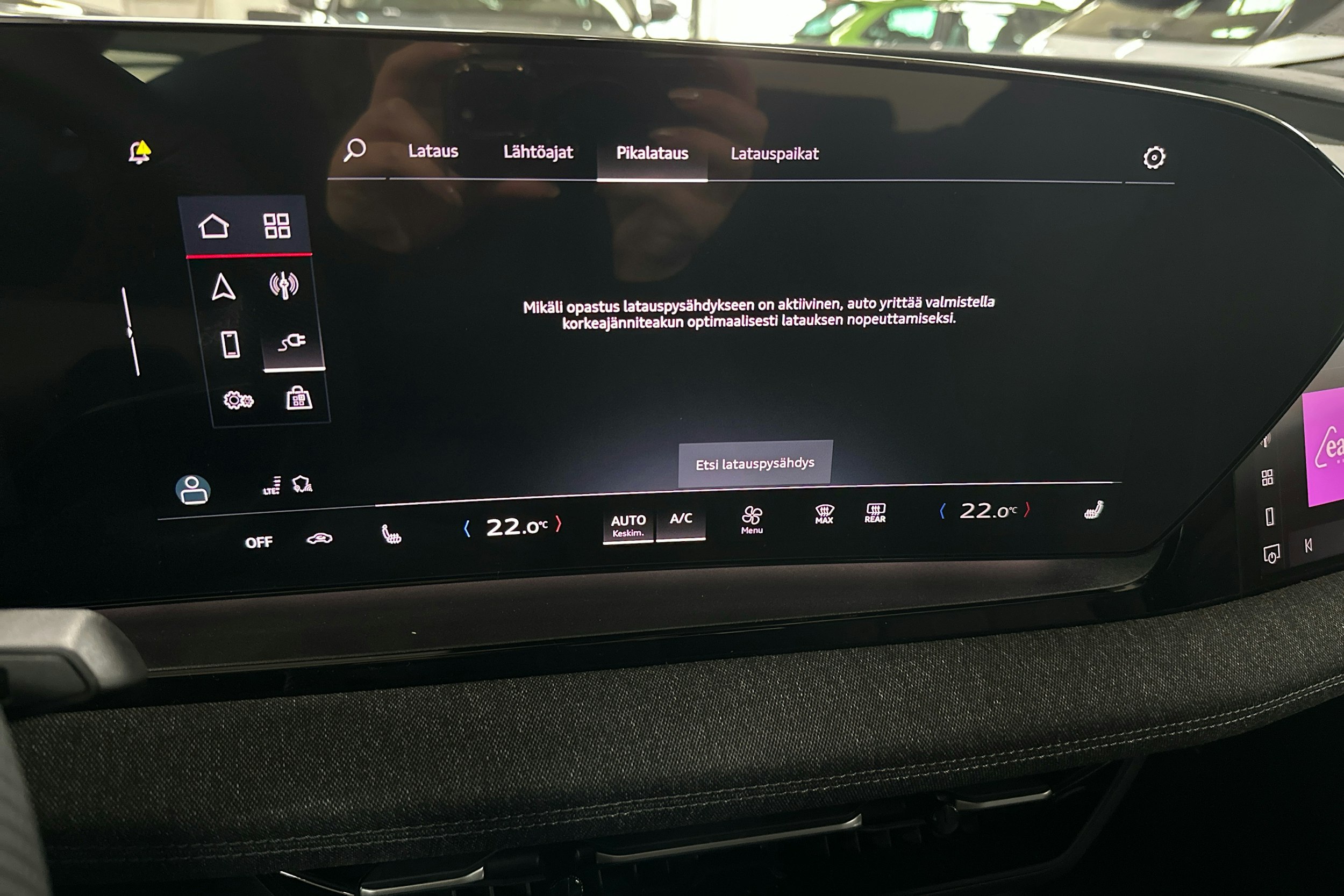 met. harmaa Audi Q6 e-tron 2025 kuva 31.