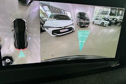 met. harmaa Audi Q6 e-tron 2025 kuva 34.