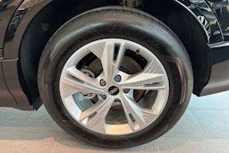 musta Audi Q6 e-tron 2025 kuva 10.