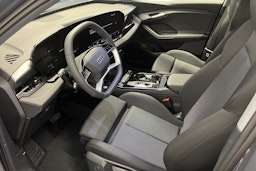 magnet harmaa Audi Q6 e-tron 2025 kuva 7.