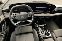 harmaa Audi Q6 e-tron 2025 kuva 2.
