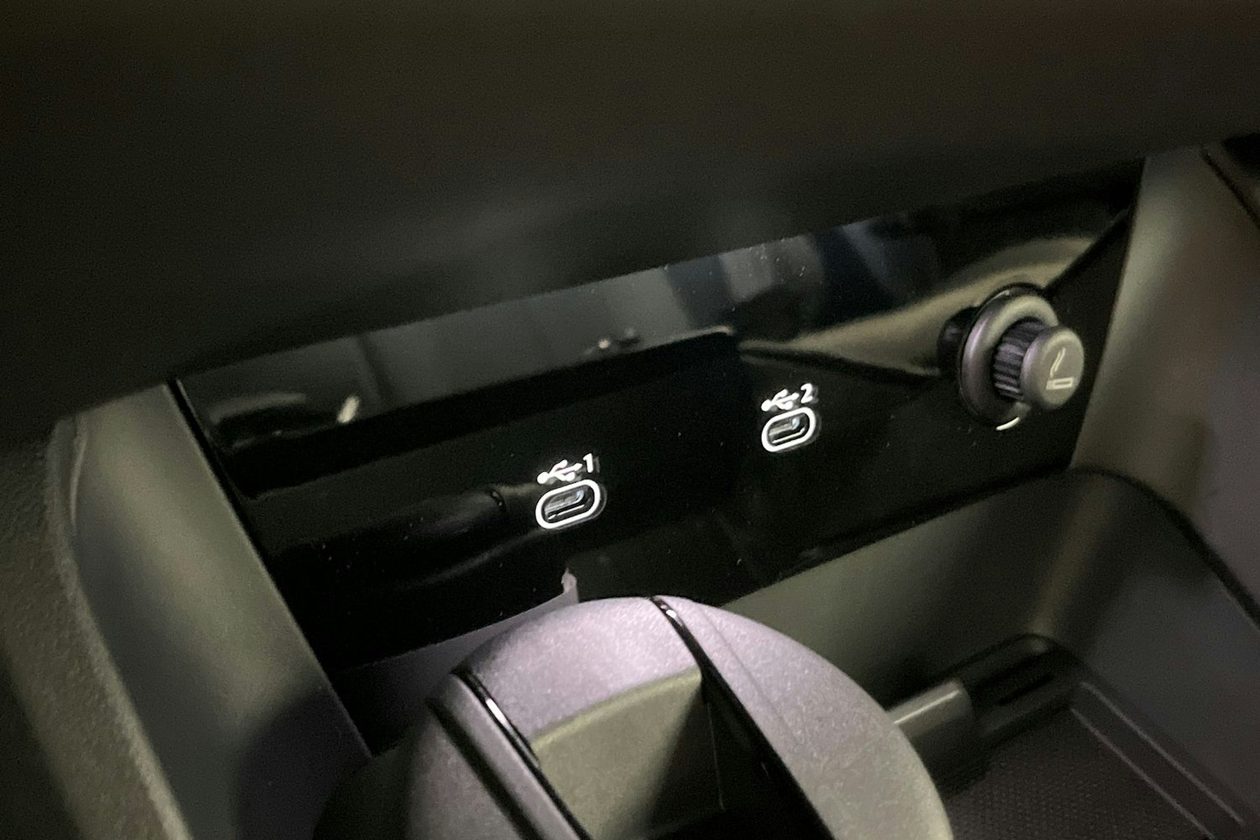 harmaa Audi Q6 e-tron 2025 kuva 14.