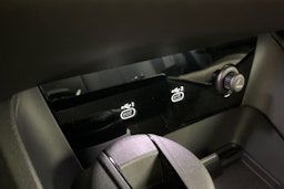 harmaa Audi Q6 e-tron 2025 kuva 14.