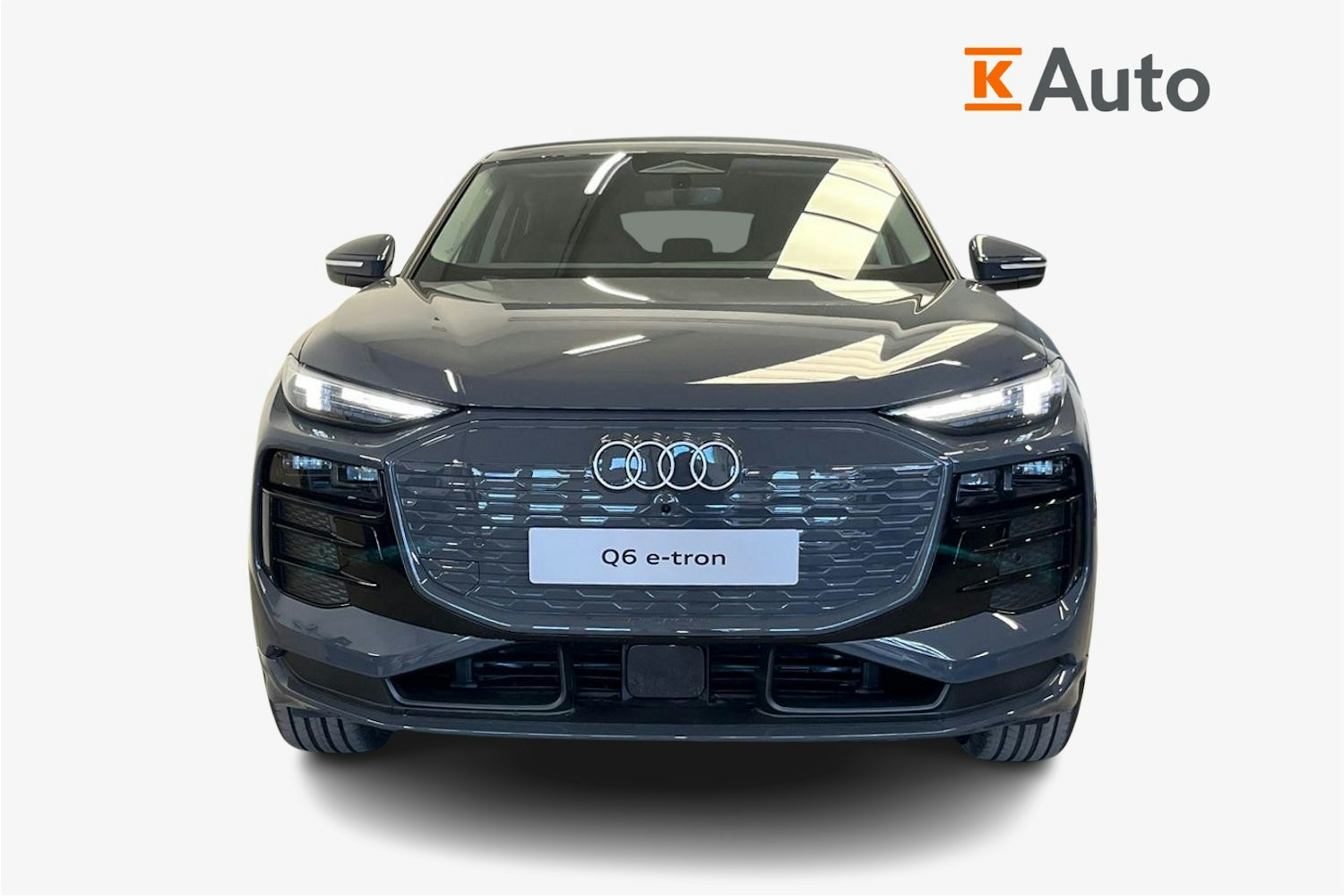 harmaa Audi Q6 e-tron 2025 kuva 18.