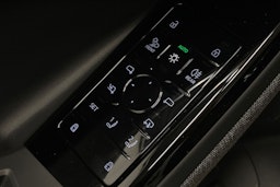 met. valkoinen Audi Q6 e-tron 2025 kuva 10.