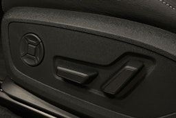 met. valkoinen Audi Q6 e-tron 2025 kuva 11.