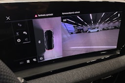 met. valkoinen Audi Q6 e-tron 2025 kuva 18.