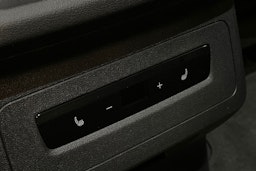 met. valkoinen Audi Q6 e-tron 2025 kuva 20.