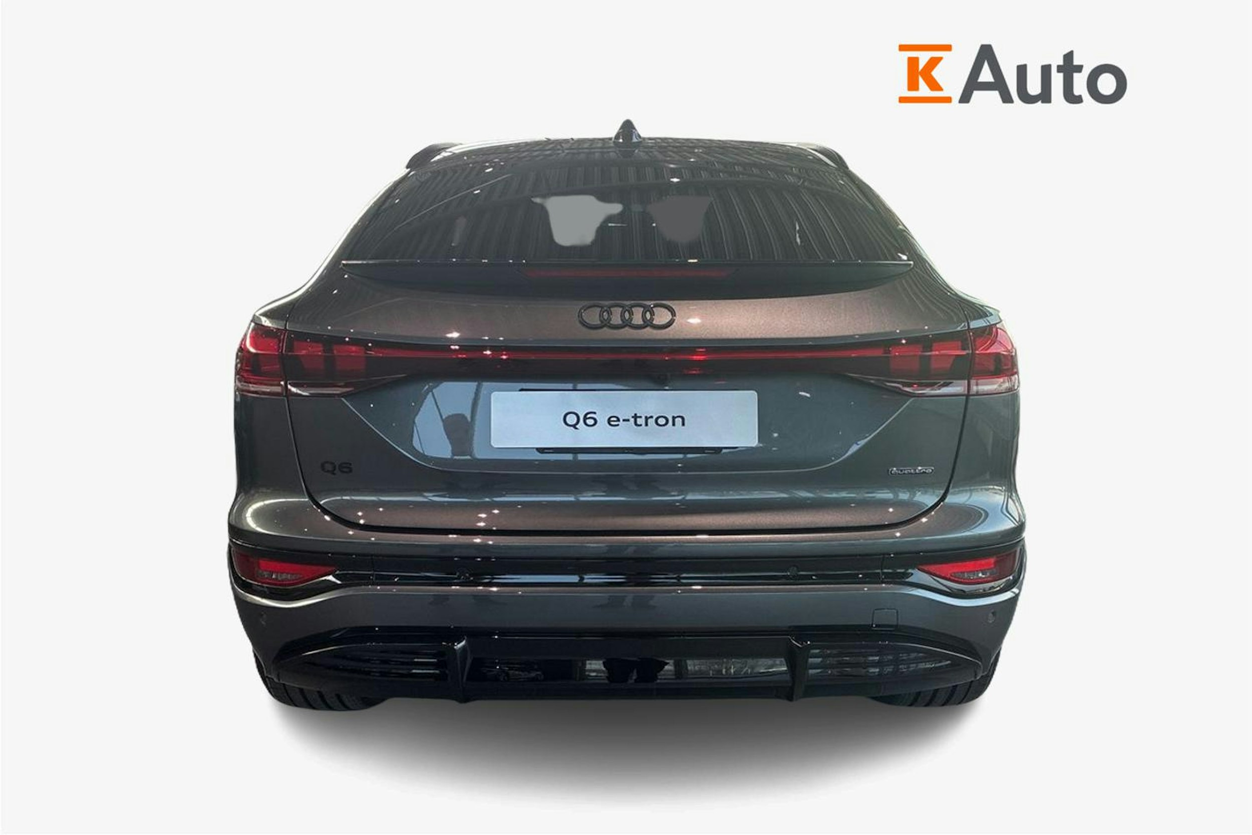 harmaa Audi Q6 e-tron 2025 kuva 3.