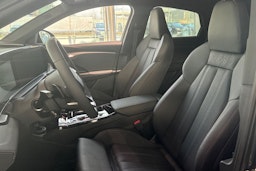 harmaa Audi Q6 e-tron 2025 kuva 14.