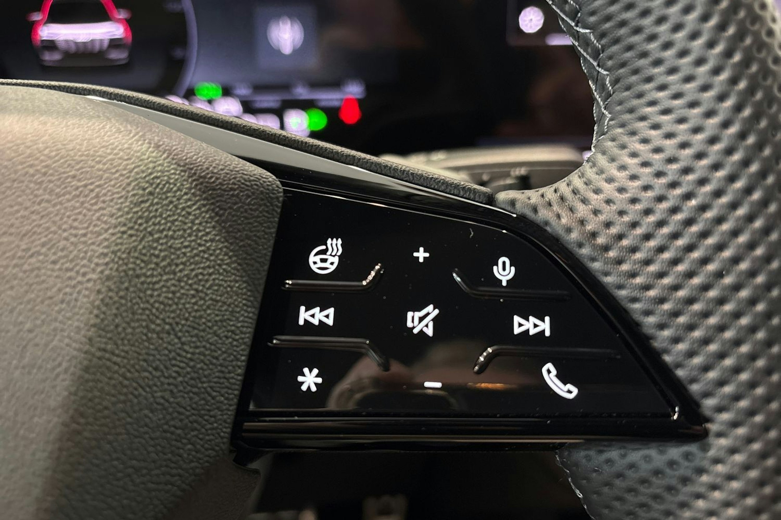 harmaa Audi Q6 e-tron 2025 kuva 18.