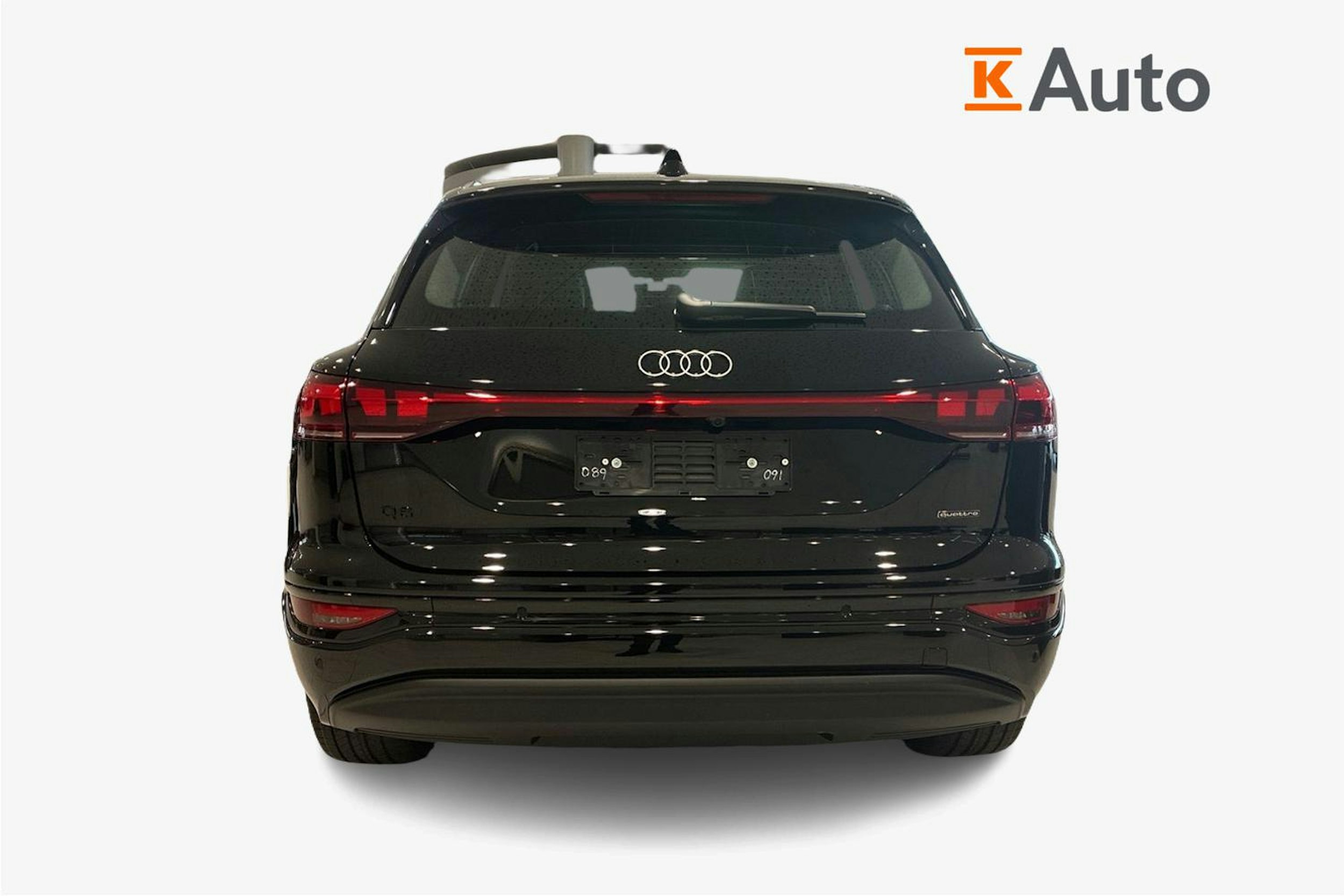 musta Audi Q6 e-tron 2025 kuva 3.