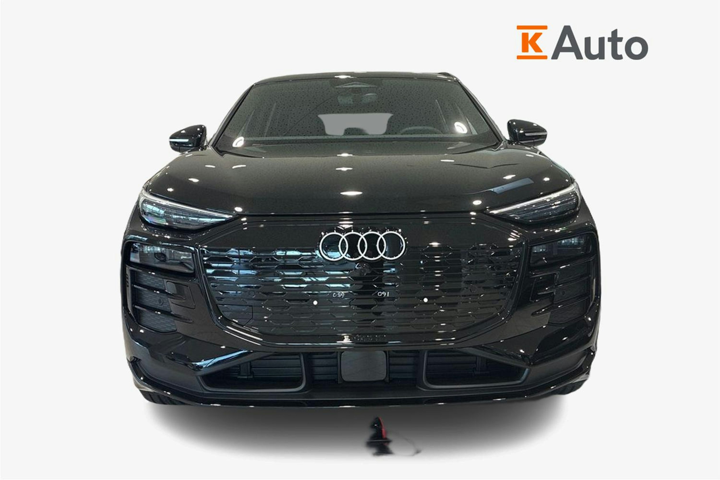 musta Audi Q6 e-tron 2025 kuva 4.