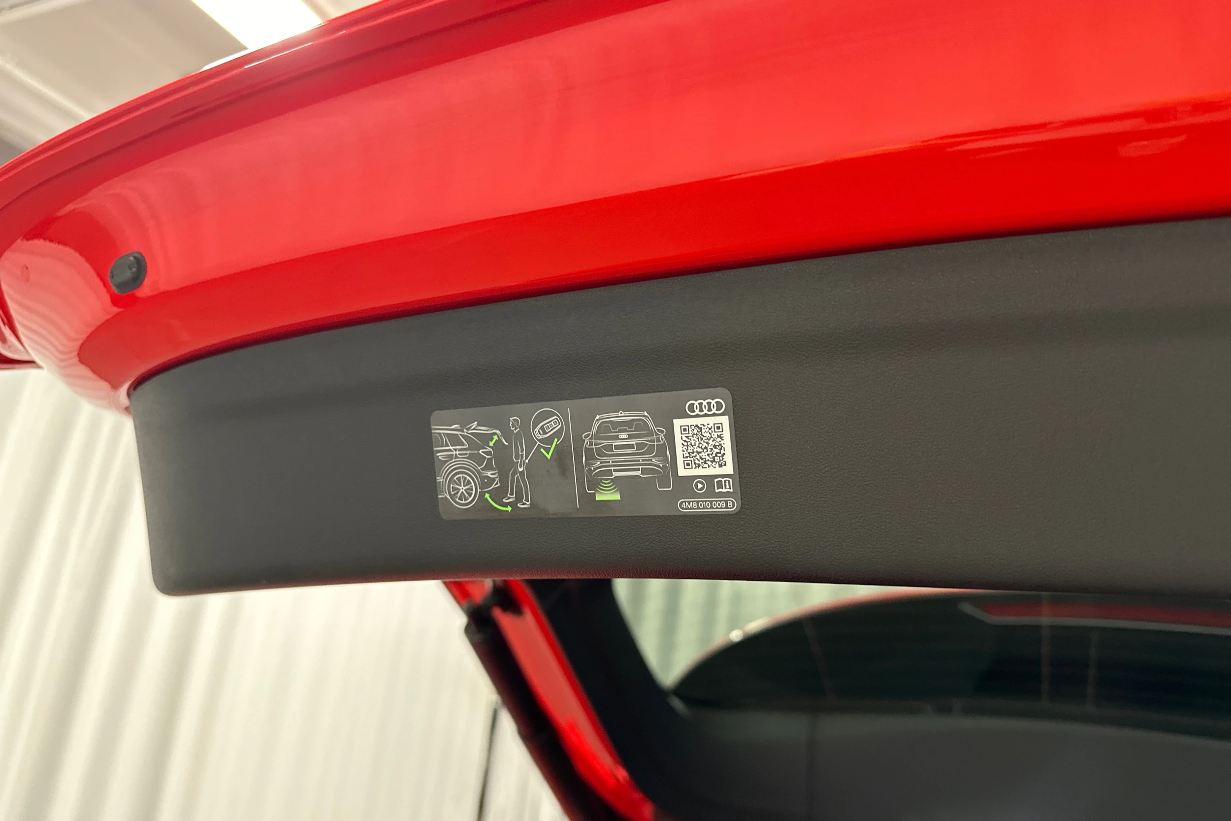 punainen Audi Q6 e-tron 2025 kuva 28.