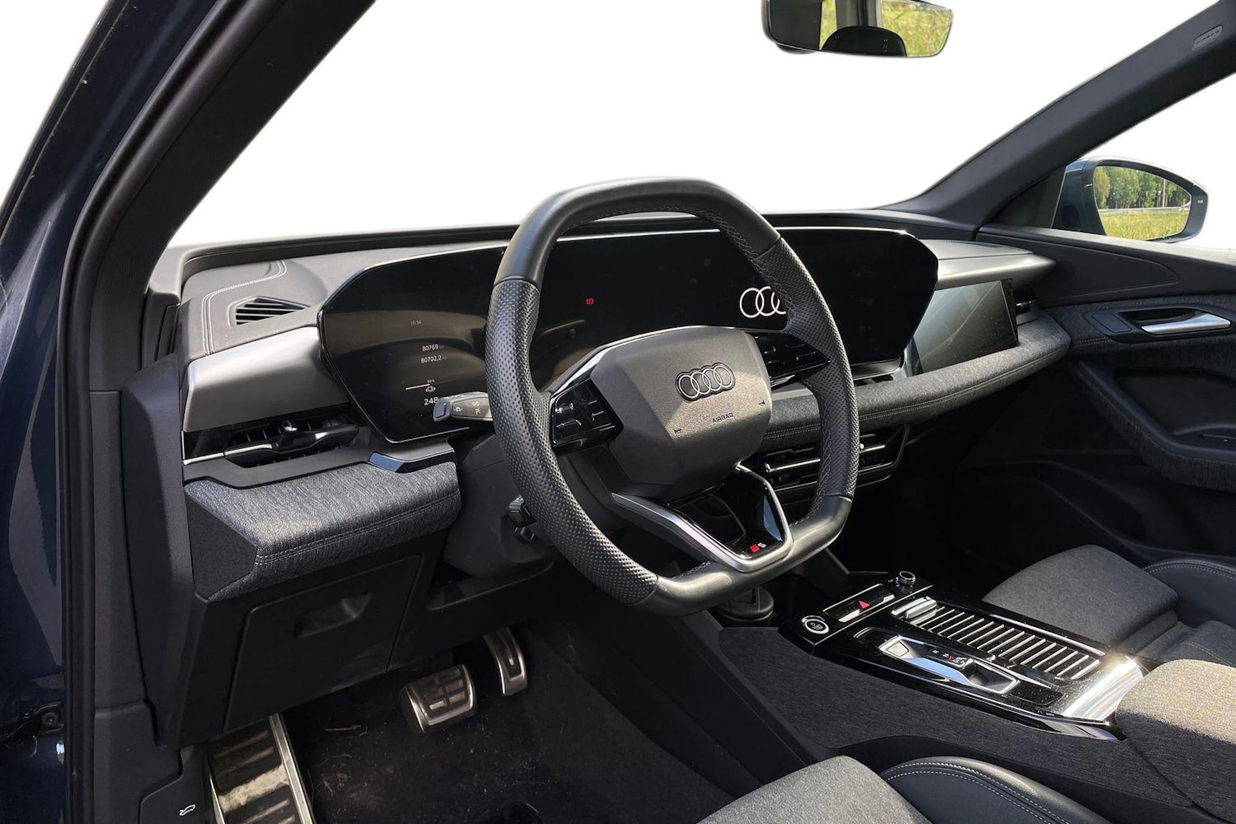 met. sininen Audi Q6 e-tron 2025 kuva 3.