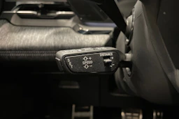 met. sininen Audi Q6 e-tron 2025 kuva 17.