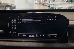 met. sininen Audi Q6 e-tron 2025 kuva 23.