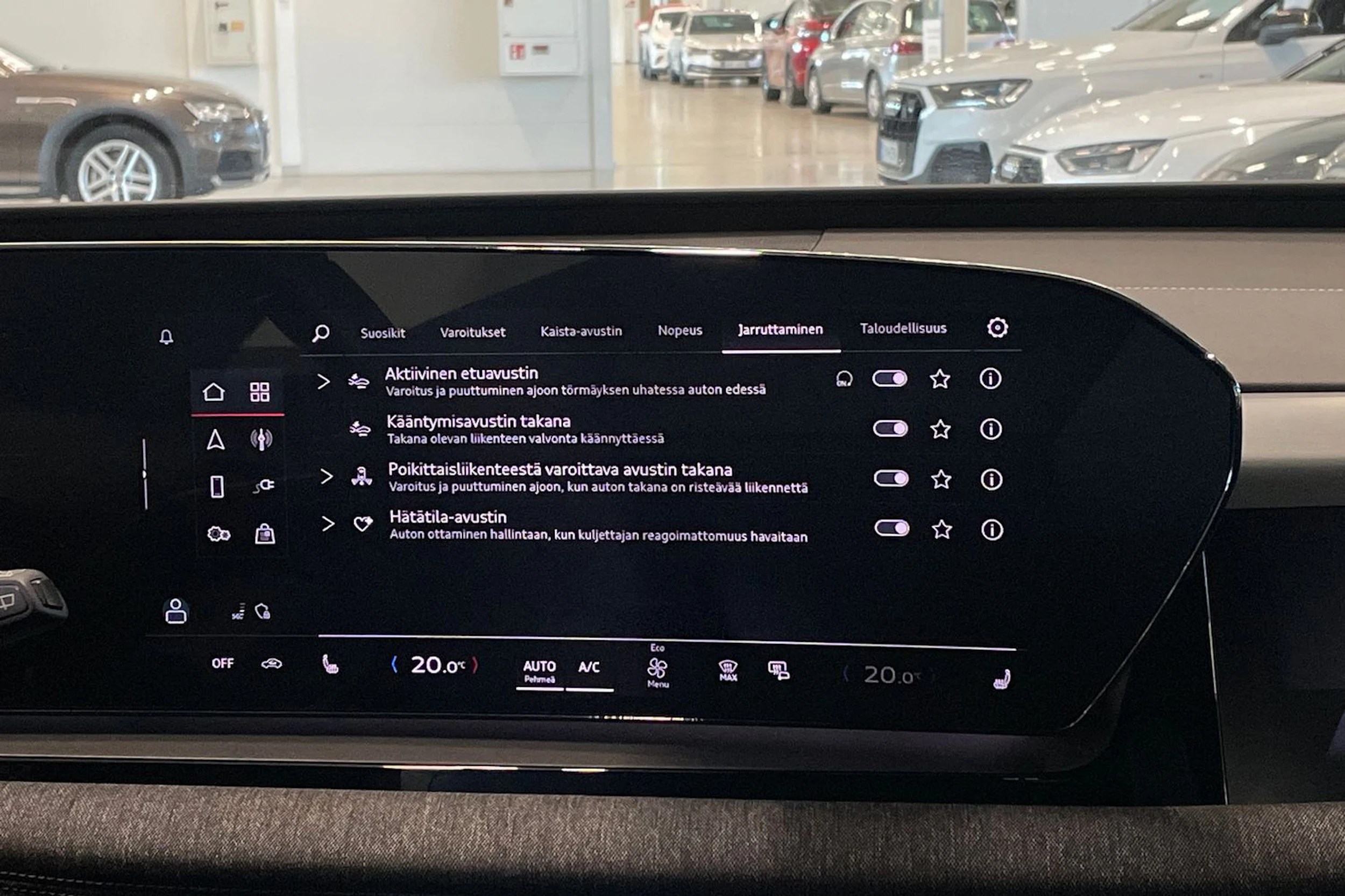 met. sininen Audi Q6 e-tron 2025 kuva 25.