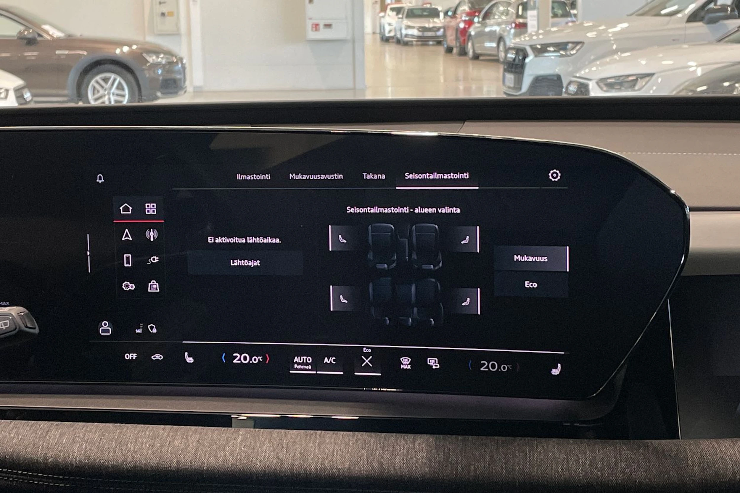 met. sininen Audi Q6 e-tron 2025 kuva 26.
