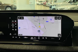 met. sininen Audi Q6 e-tron 2025 kuva 27.