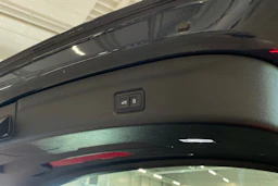 met. sininen Audi Q6 e-tron 2025 kuva 33.