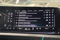 met. harmaa Audi Q6 e-tron 2025 kuva 22.