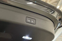 met. harmaa Audi Q6 e-tron 2025 kuva 32.