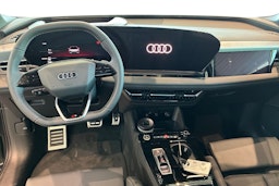 harmaa Audi Q6 e-tron 2025 kuva 7.