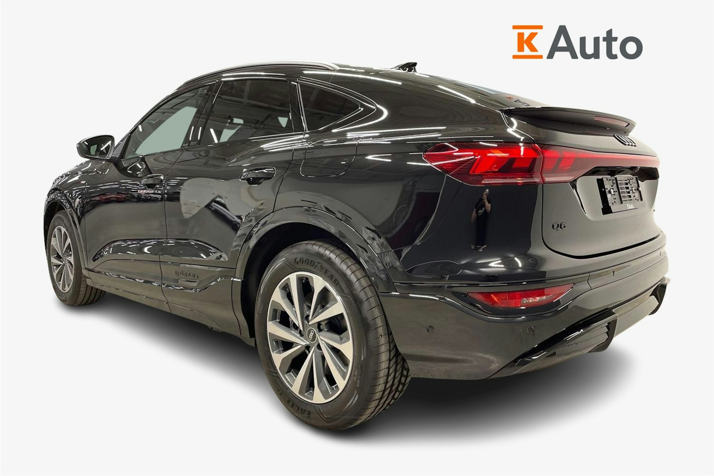 musta Audi Q6 e-tron 2025 kuva 2.