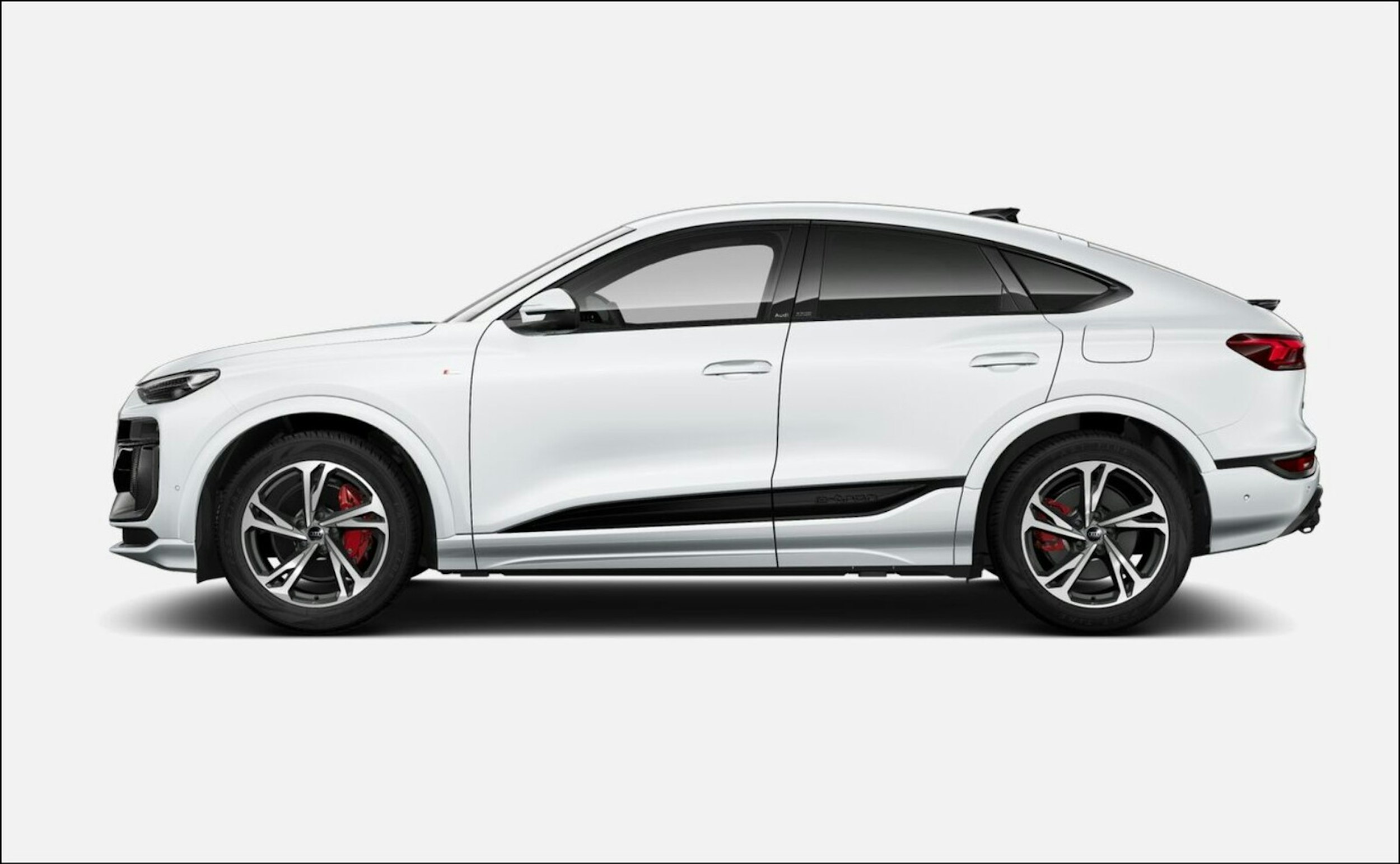 met. valkoinen Audi Q6 e-tron 2025 kuva 2.