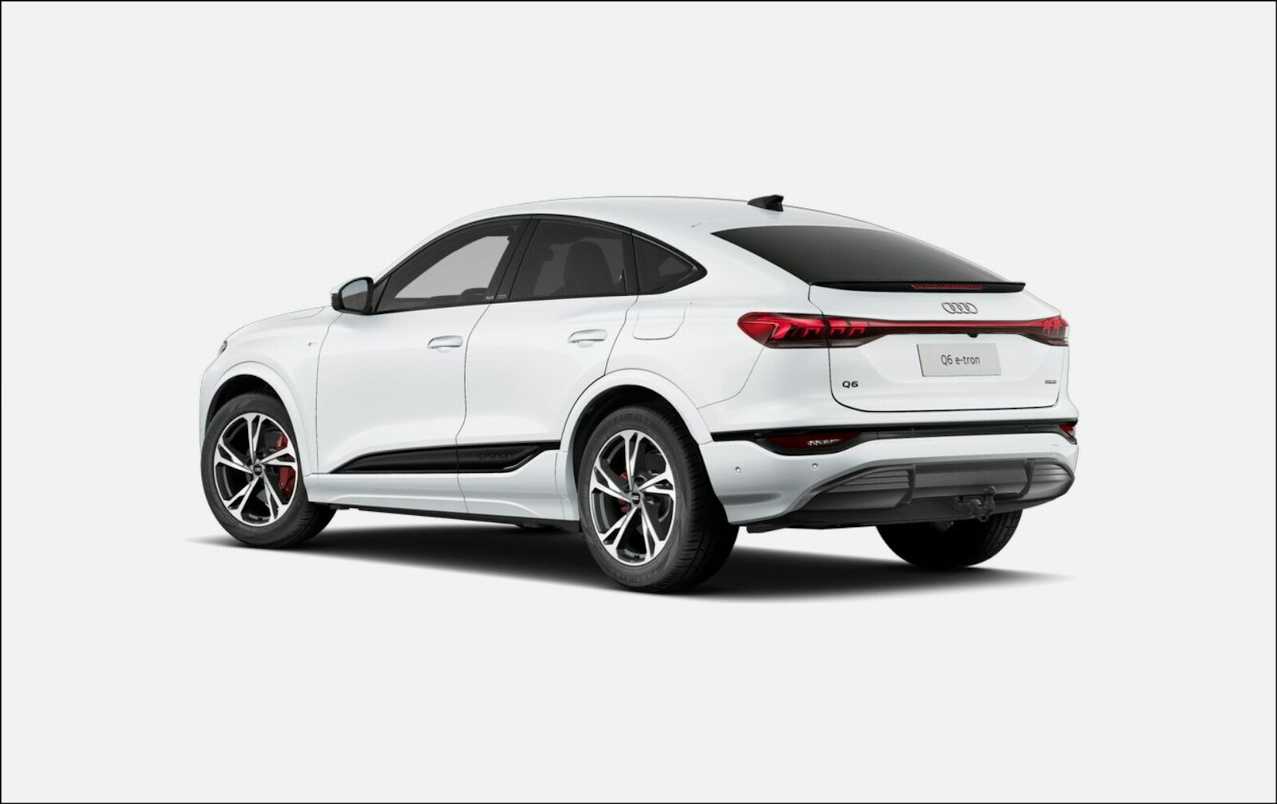 met. valkoinen Audi Q6 e-tron 2025 kuva 4.