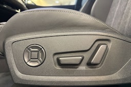 met. valkoinen Audi Q6 e-tron 2025 kuva 14.
