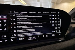 met. valkoinen Audi Q6 e-tron 2025 kuva 25.