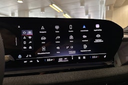 met. valkoinen Audi Q6 e-tron 2025 kuva 28.